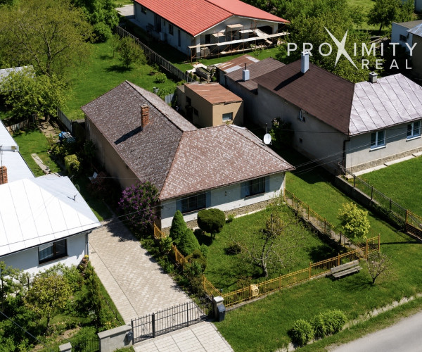 Rodinný dom s pozemkom 1 846 m² a skvelým potenciálom - Skároš
