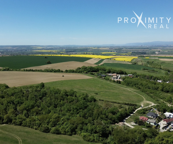 Rodinný dom s pozemkom 1 846 m² a skvelým potenciálom - Skároš