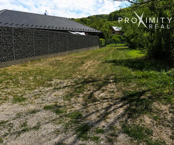 Predaj slnečného, rovinatého pozemku- záhrada 800 m² – Byster (Sady nad Torysou)