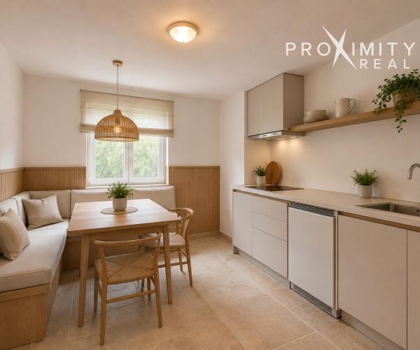 Veľký pozemok 3 338 m² s domom v obci Perín-Chym