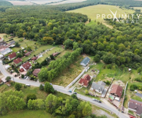 POZEMOK V RUSKEJ NOVEJ VSI – 704 m²