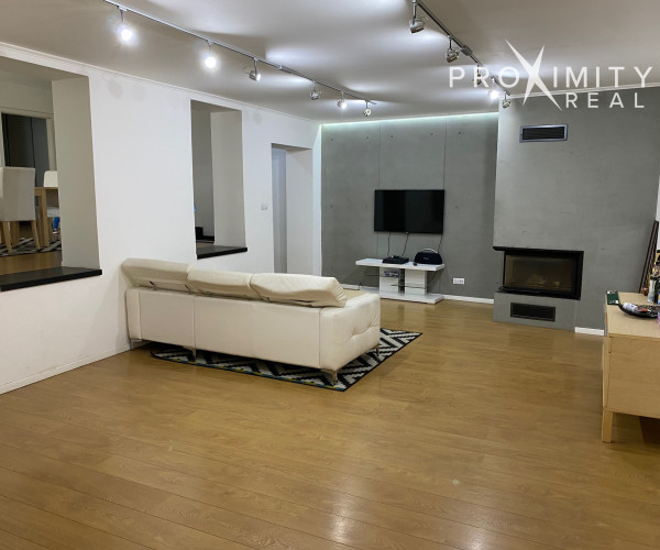 Exkluzívny byt (170 m2) v centre mesta s vlastným výťahom a 2xparkovaním