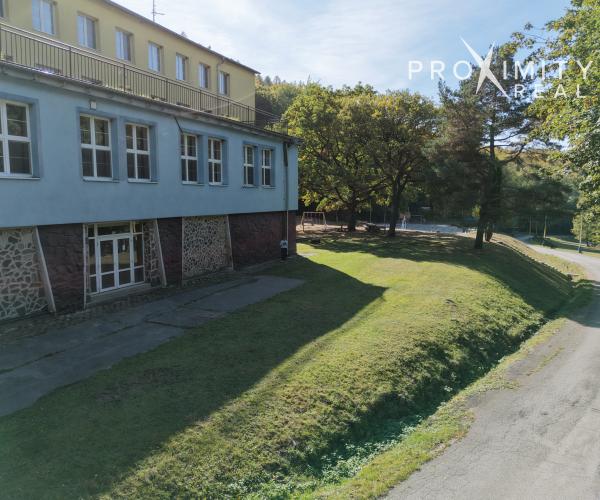 🌲 INVESTIČNÁ PRÍLEŽITOSŤ: Kompletne zabehnuté rekreačné zariadenie s wellness a športovým areálom – Zlatá Idka