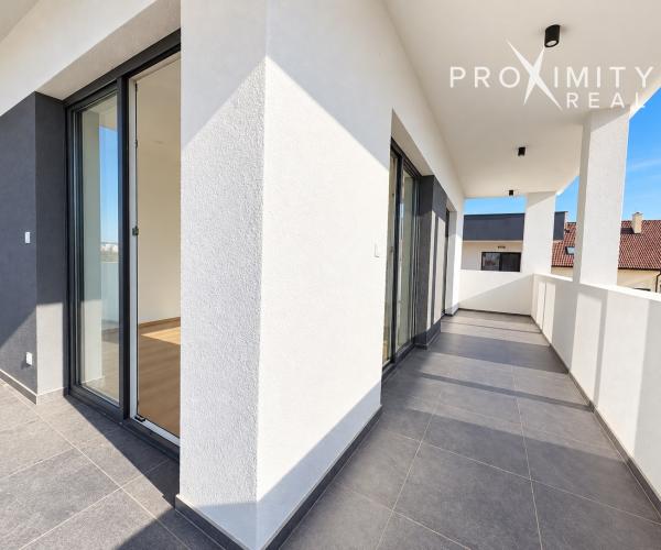 Moderný Rodinný SMARTHOME - ČAŇA