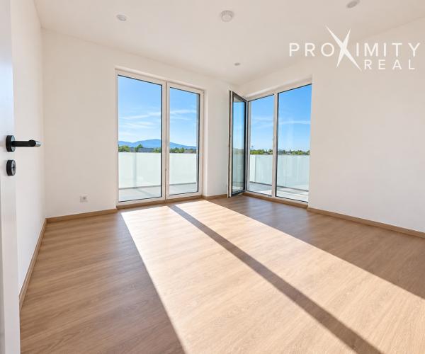 Moderný Rodinný SMARTHOME - ČAŇA