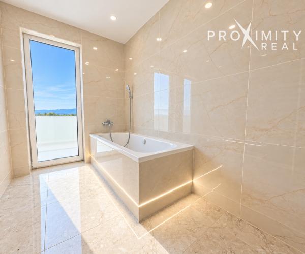 Moderný Rodinný SMARTHOME - ČAŇA