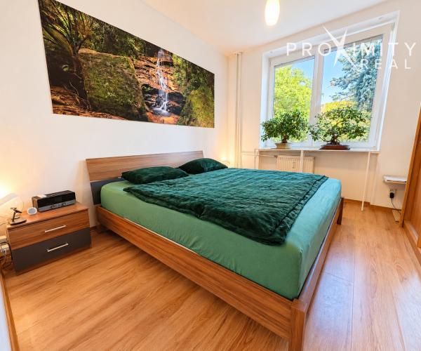 🌿 NA PREDAJ: Svetlý 3-izbový byt s 10 m balkónom v prémiovej lokalite – ul. Komenského, Košice