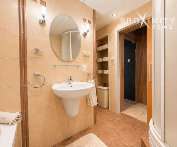 3 izbový byt s vaňou aj sprchovým kútom, 67m2, Nad Jazerom