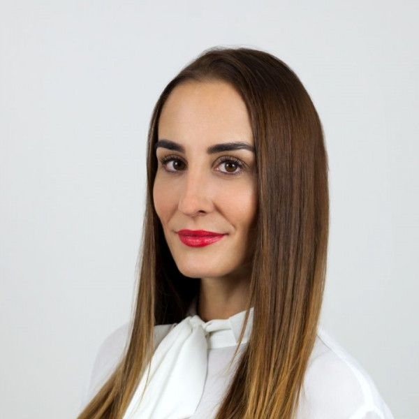 Jana Maďarošová